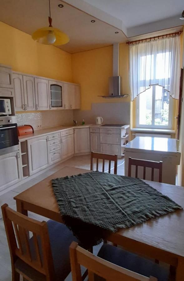 Ferienwohnung Apartament Kasztanowy Gliwice Exterior foto