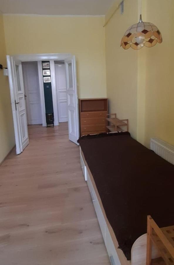 Ferienwohnung Apartament Kasztanowy Gliwice Exterior foto