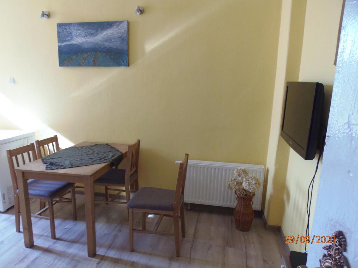 Ferienwohnung Apartament Kasztanowy Gliwice Exterior foto