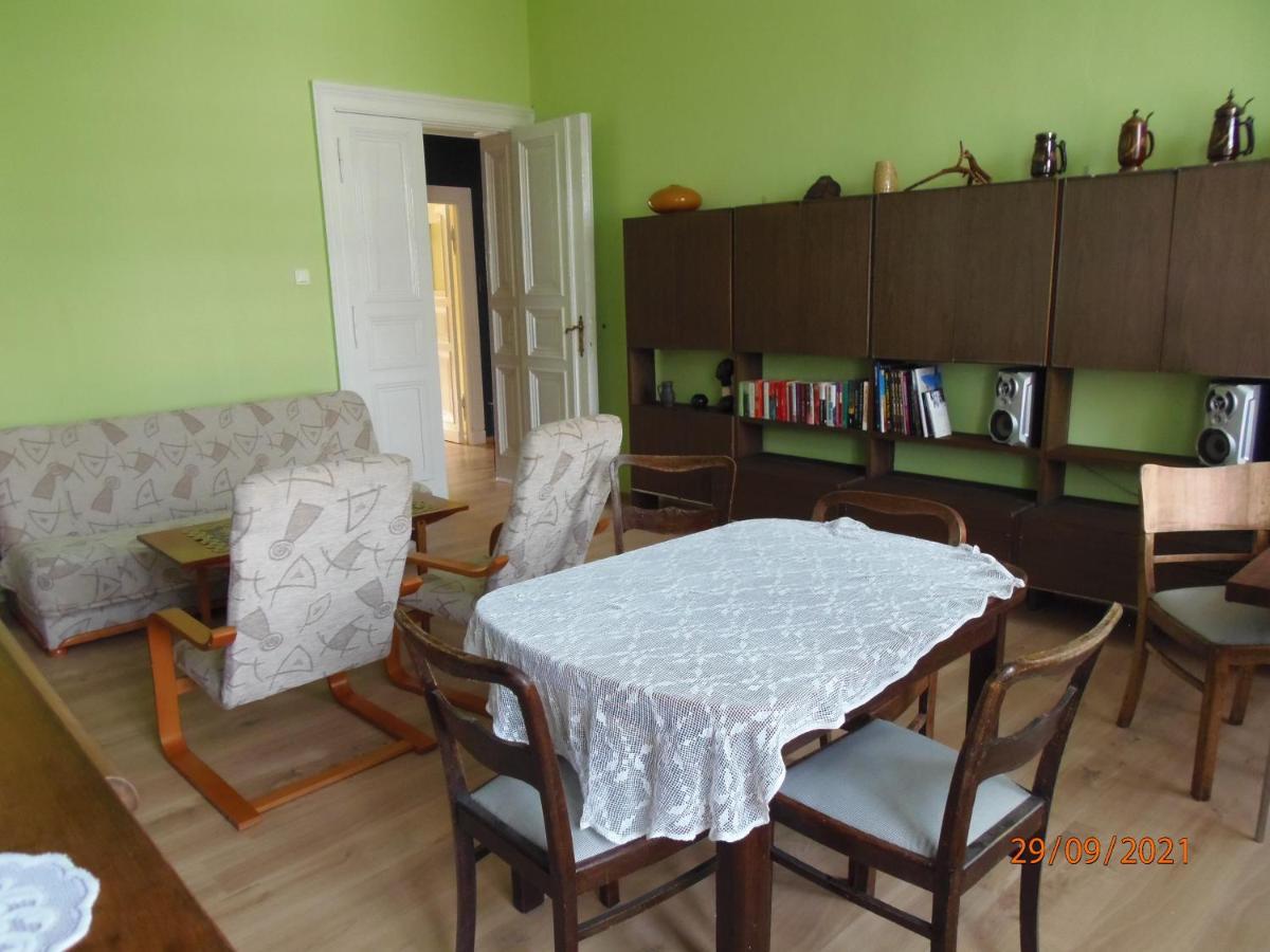 Ferienwohnung Apartament Kasztanowy Gliwice Exterior foto
