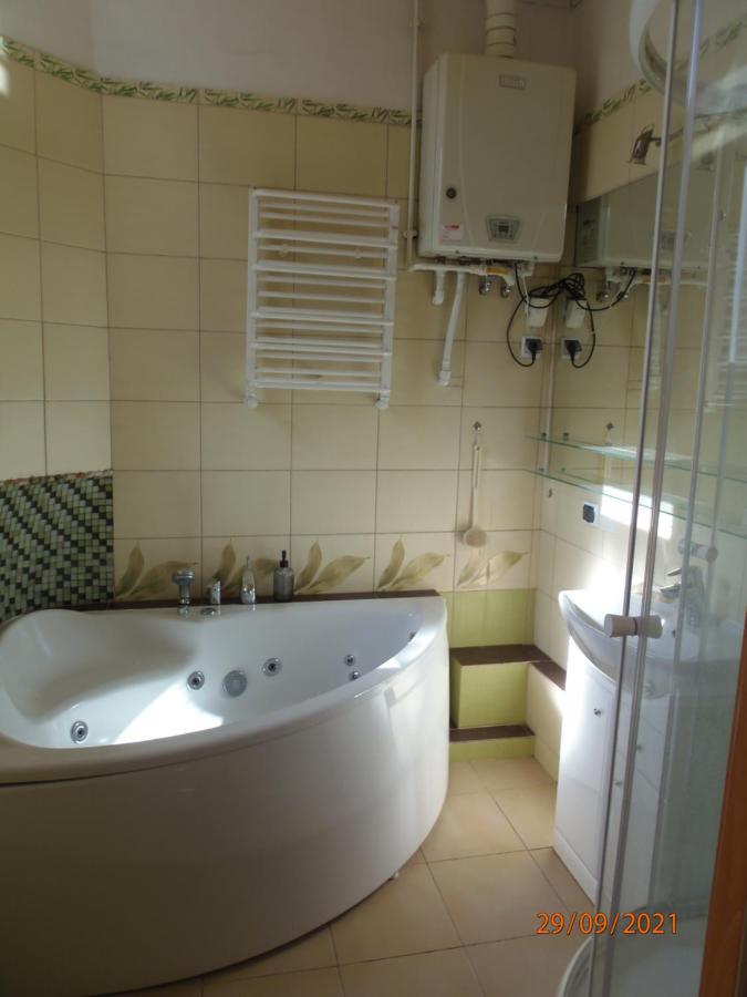 Ferienwohnung Apartament Kasztanowy Gliwice Exterior foto